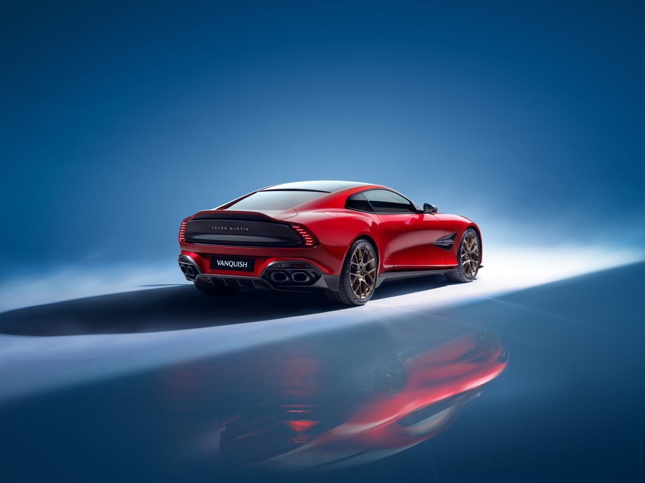 3- Aston Martin Vanquish 2024