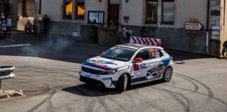 Pröglhöf reste favori malgré un week-end difficile dans l'ADAC Opel Rally Electric Cup